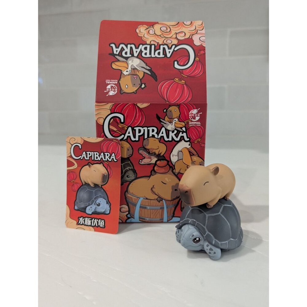 Capybara with turtle